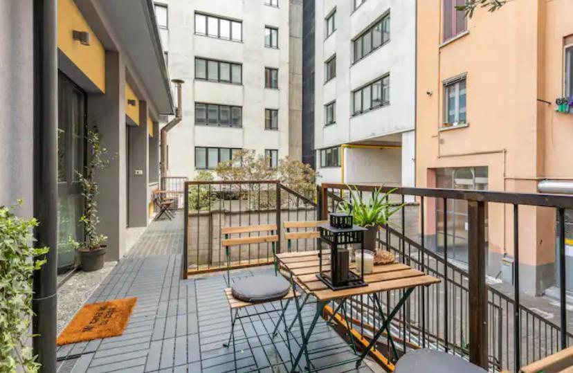 I Host Apartment - Polesine 2 Милано Екстериор снимка